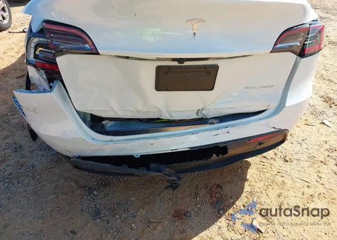 2023 Tesla Model Y Awd/Long Range Dual Motor All-Wheel Drive из США, поврежденный, VIN 7SAYGDEE3PA156622